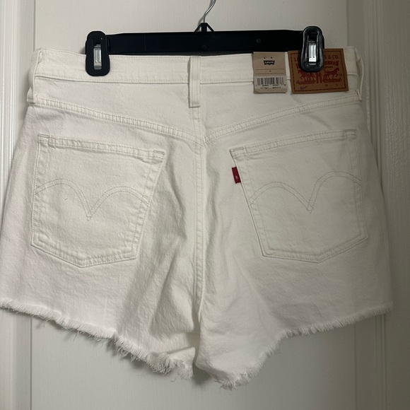 Levi's Women's White Denim Shorts - Picture 2 of 5